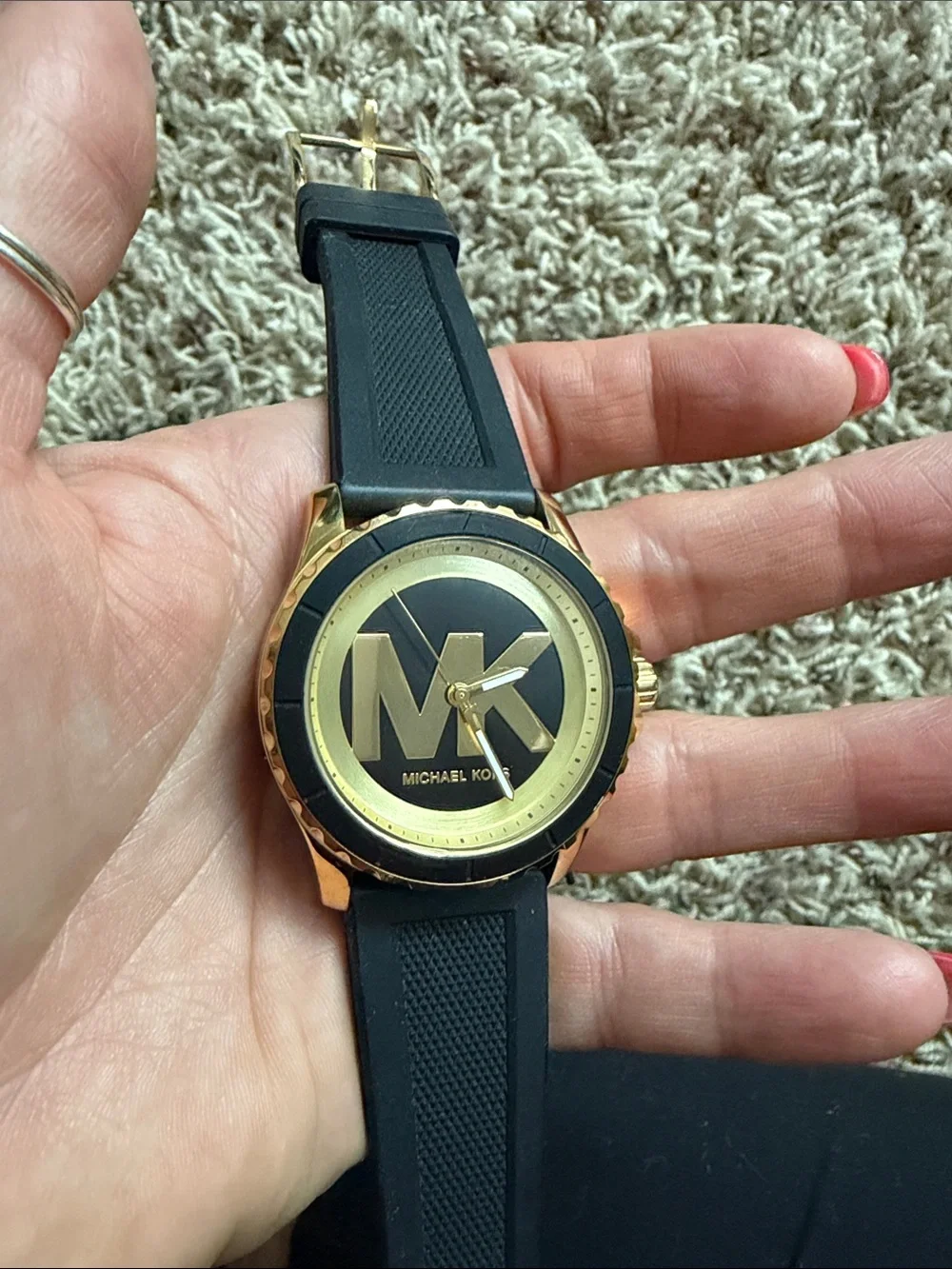 Michael Kors bold mk